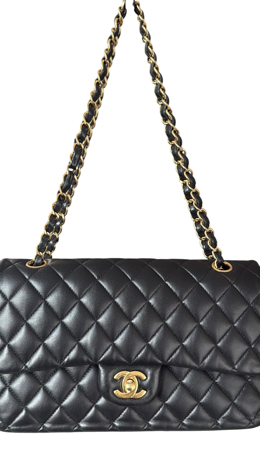 CHANEL Medium Classic Double Flap Bag aus schwarzem Lammleder und goldfarbener Hardware