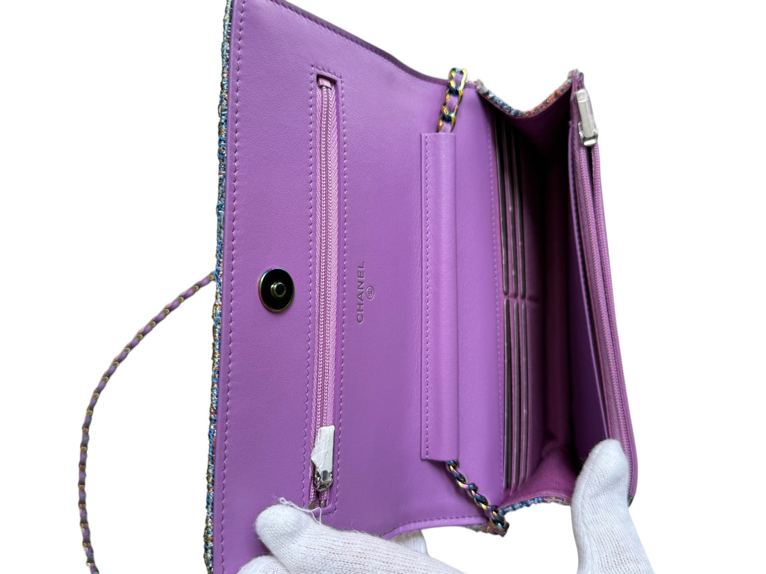 CHANEL WOC Wallet on Chain aus farbigem Tweed und farbiger Hardware