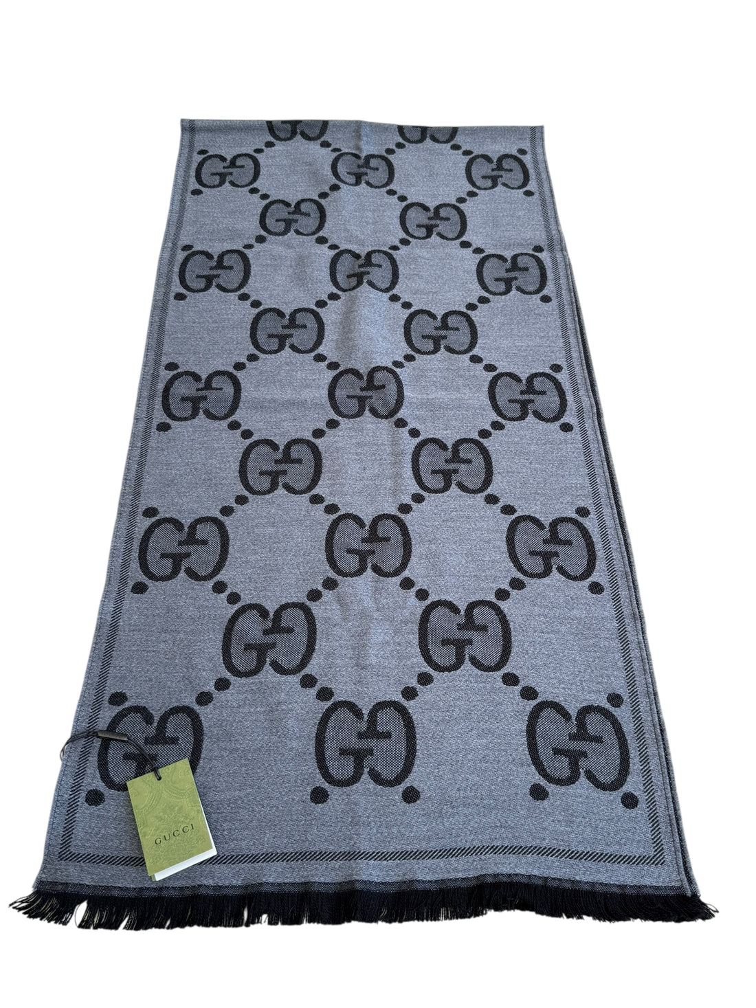 Gucci Schal aus Wolljacquard mit GG Motiv