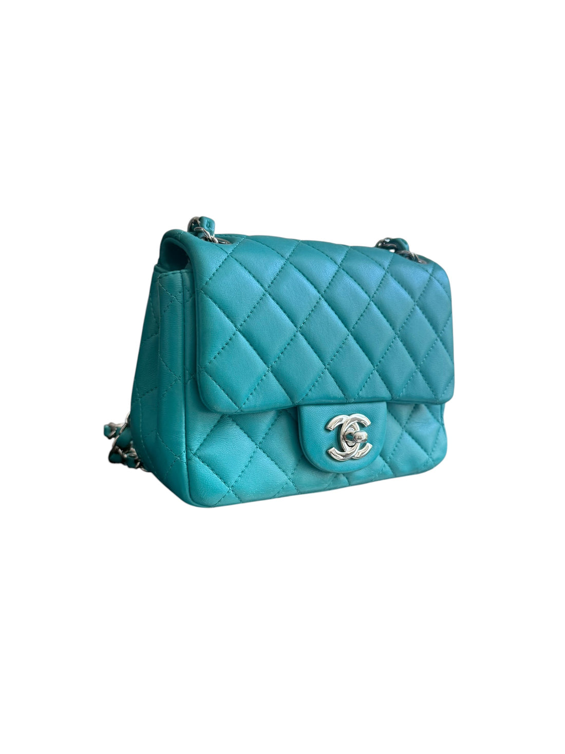 Chanel Classic Flap Bag Square Mini tiffanyblue, Lammleder und silberfarbener Hardware. CC Drehverschluss