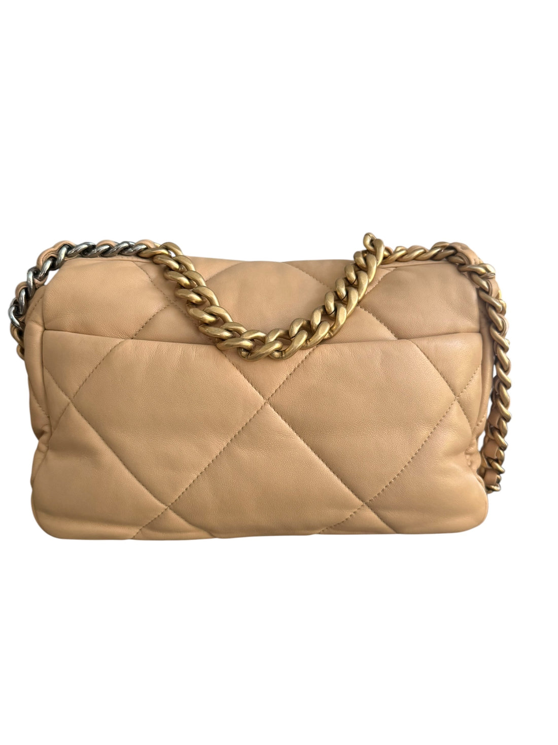 Chanel 19 small in beige mit Gold- Silber- Rutheniumfarbenes Metall. Griff und Schulterkette.