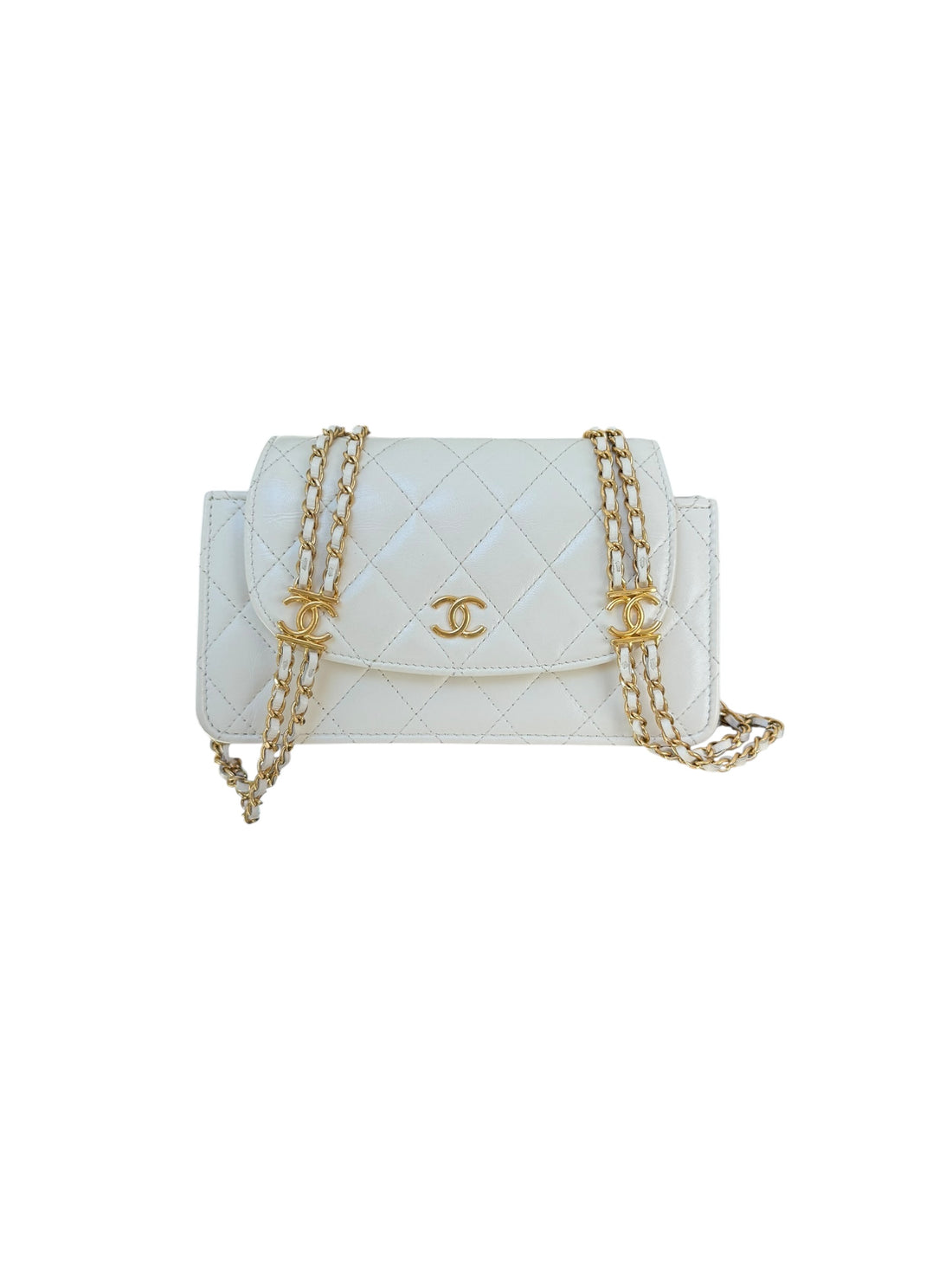 Chanel WOC Wallet on Chain in hellcreme / weiss