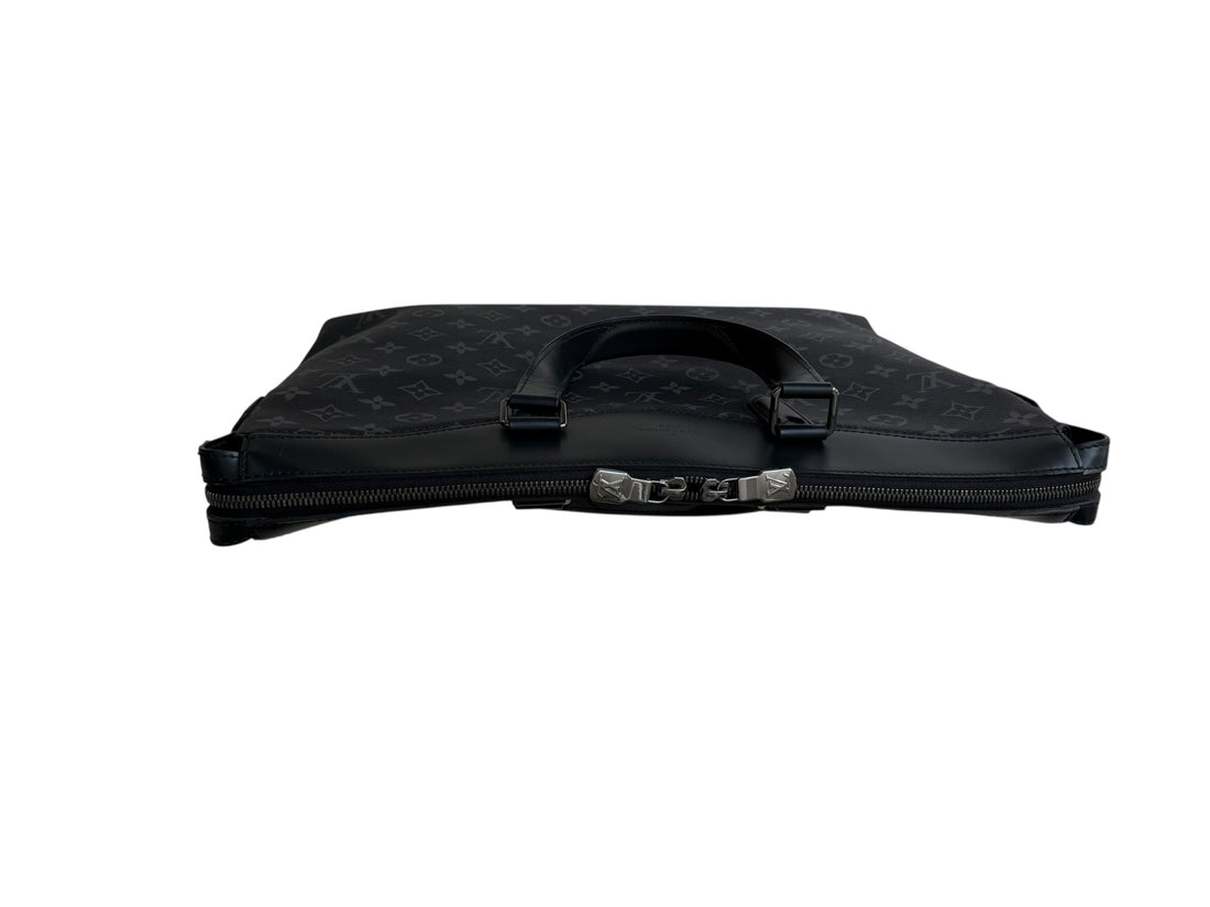 Louis Vuitton Briefcase Explorer Monigrsm Eclipse mit abnehmbaren und verstellbaren Schulterriemen