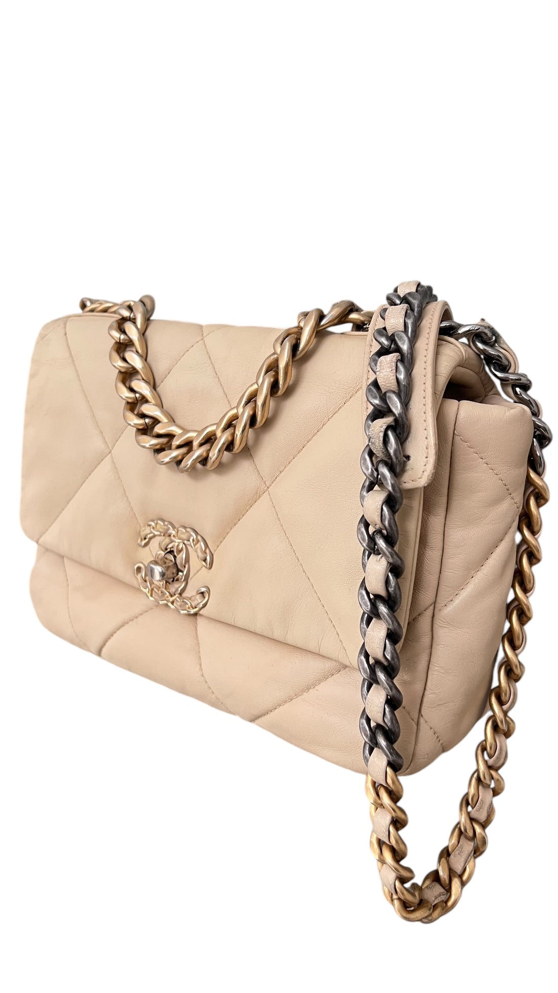 Chanel 19er beige small