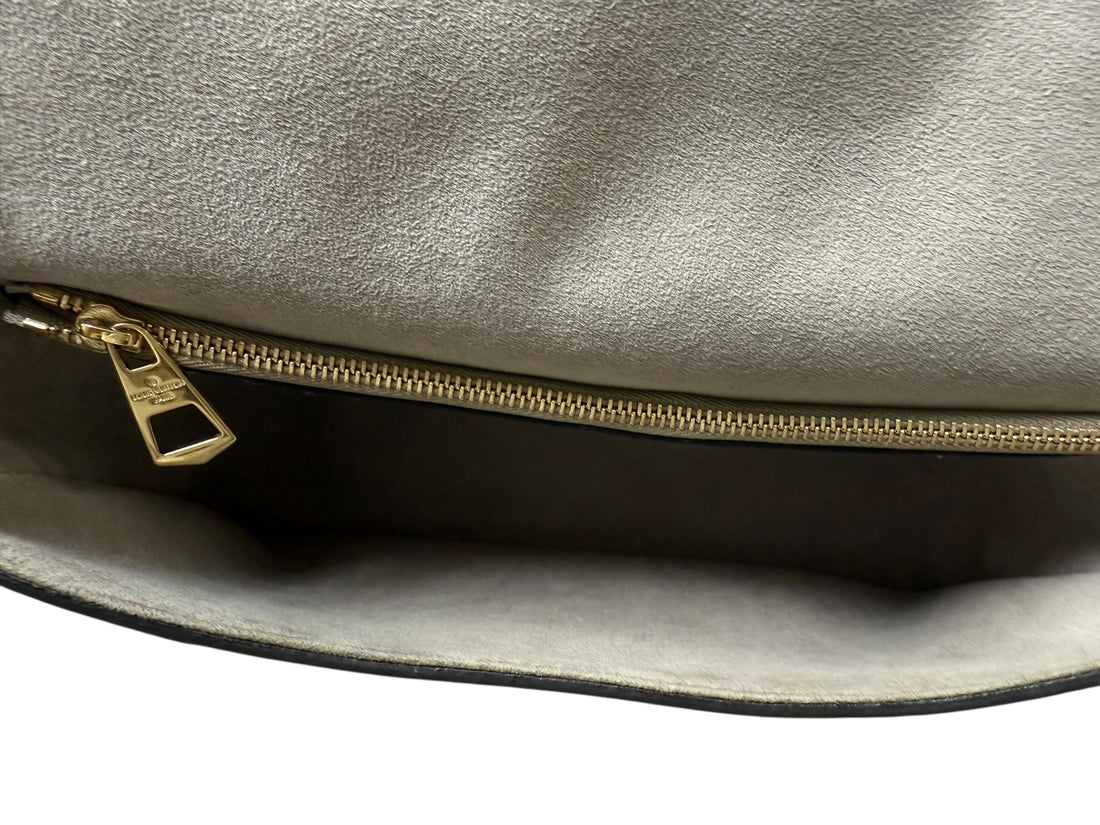 Louis Vuitton Diane in Empreinte Leder beige tourterelle