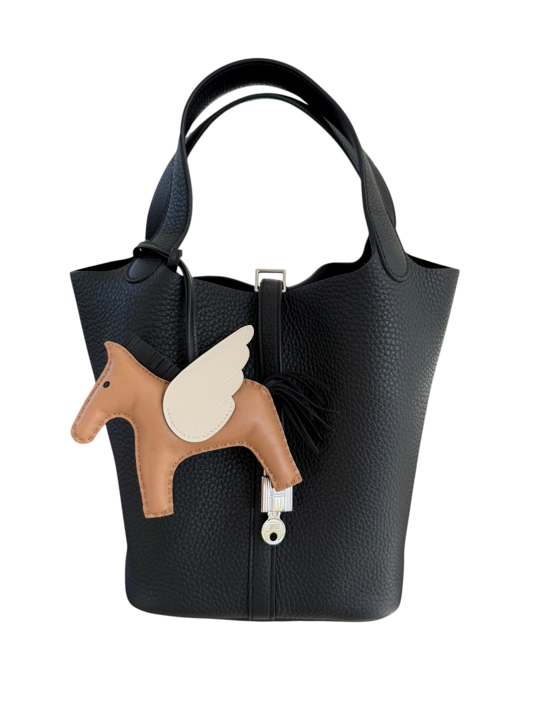Hermès Picotin Lock 22 in Taurillon Clémence Leder schwarz und Hardware in Palladium.