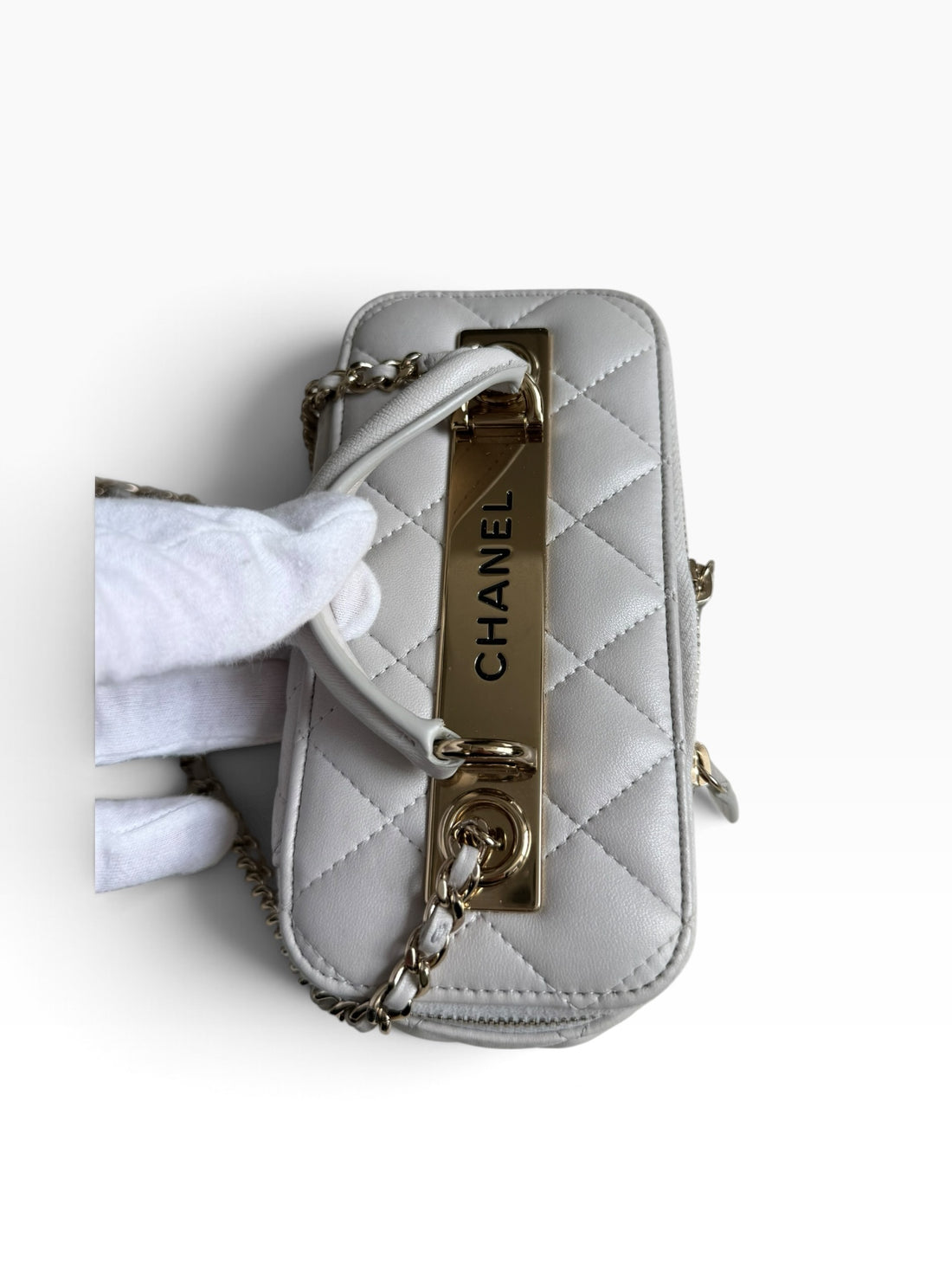 Chanel Vanity Trendy Top Handle aus weichem Lammleder in der Farbe Light Grey
