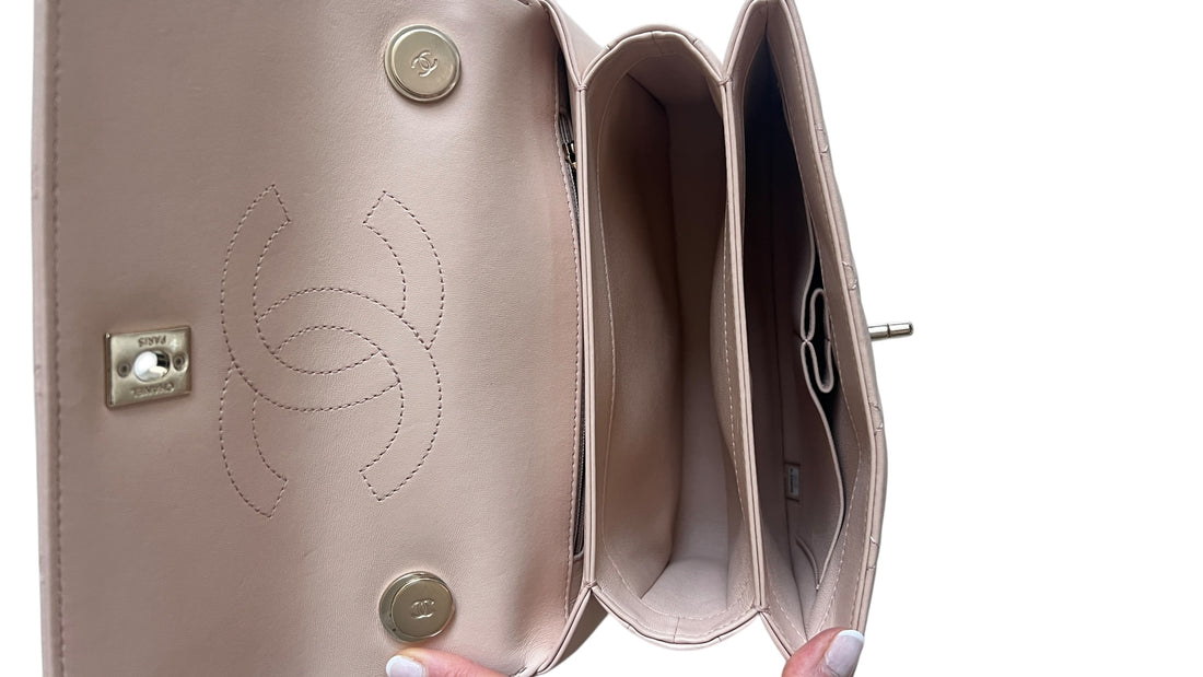 Chanel Trendy CC Handle Flap Bag in beige / nude