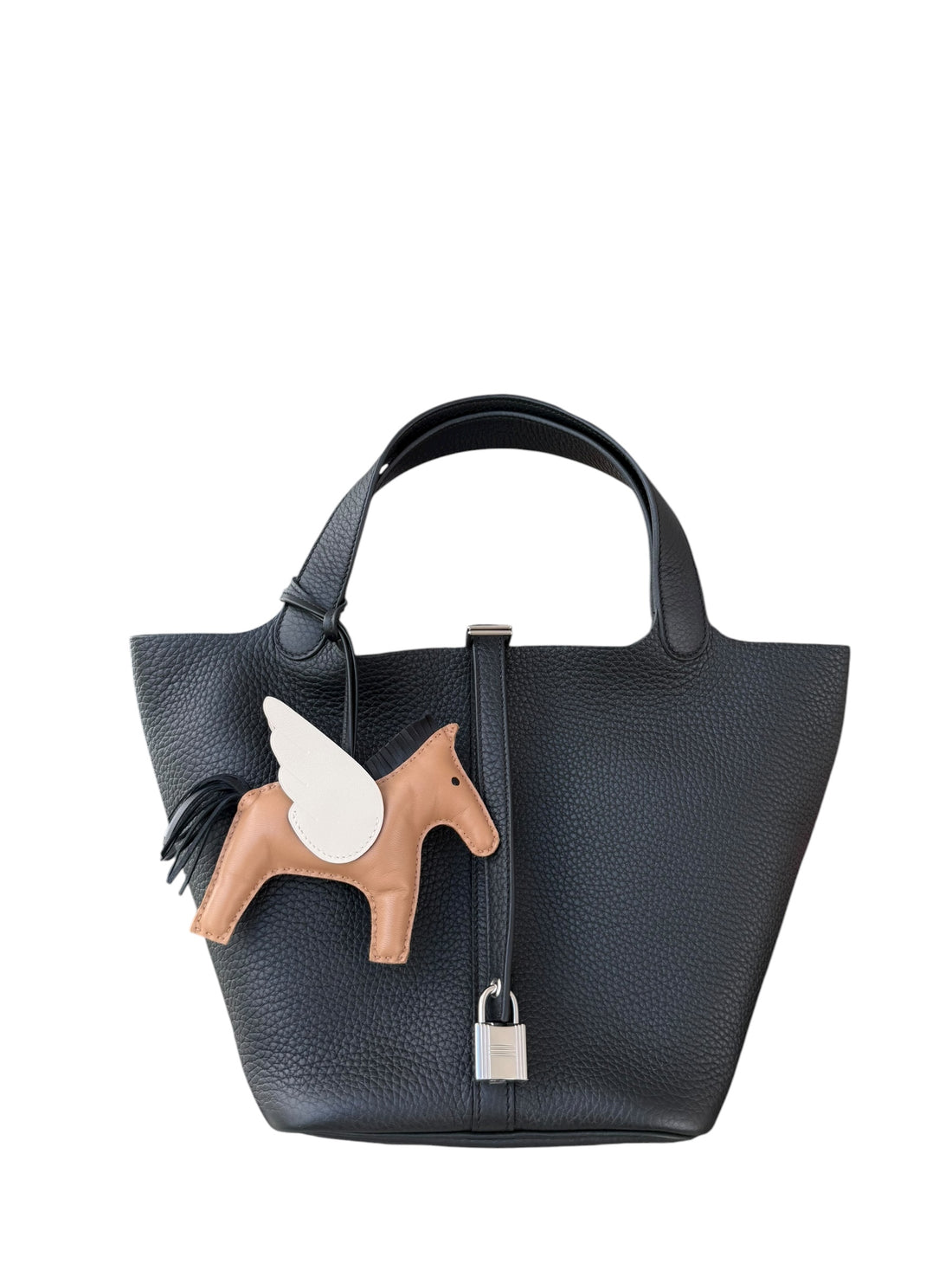 Hermès Picotin Lock 22 in Taurillon Clémence Leder schwarz und Hardware in Palladium.