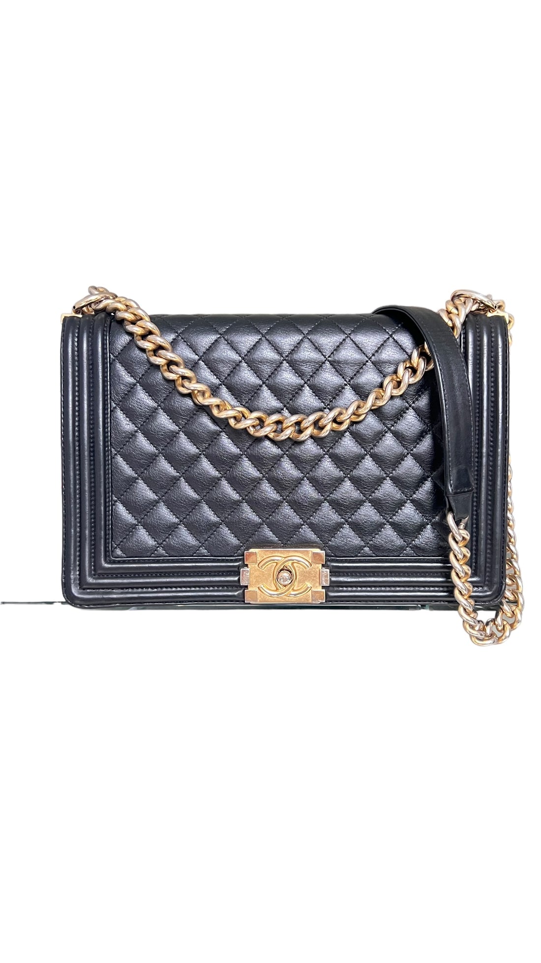 Chanel Boy New Medium Size