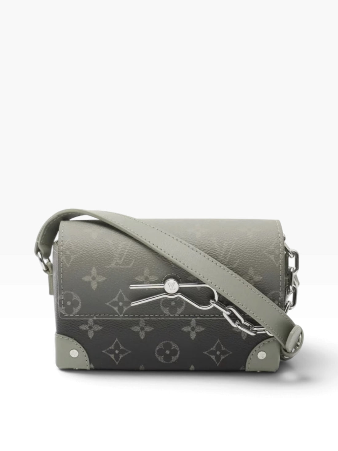 Louis Vuitton Steamer Wearable in Khaki / Monogram Gradient.