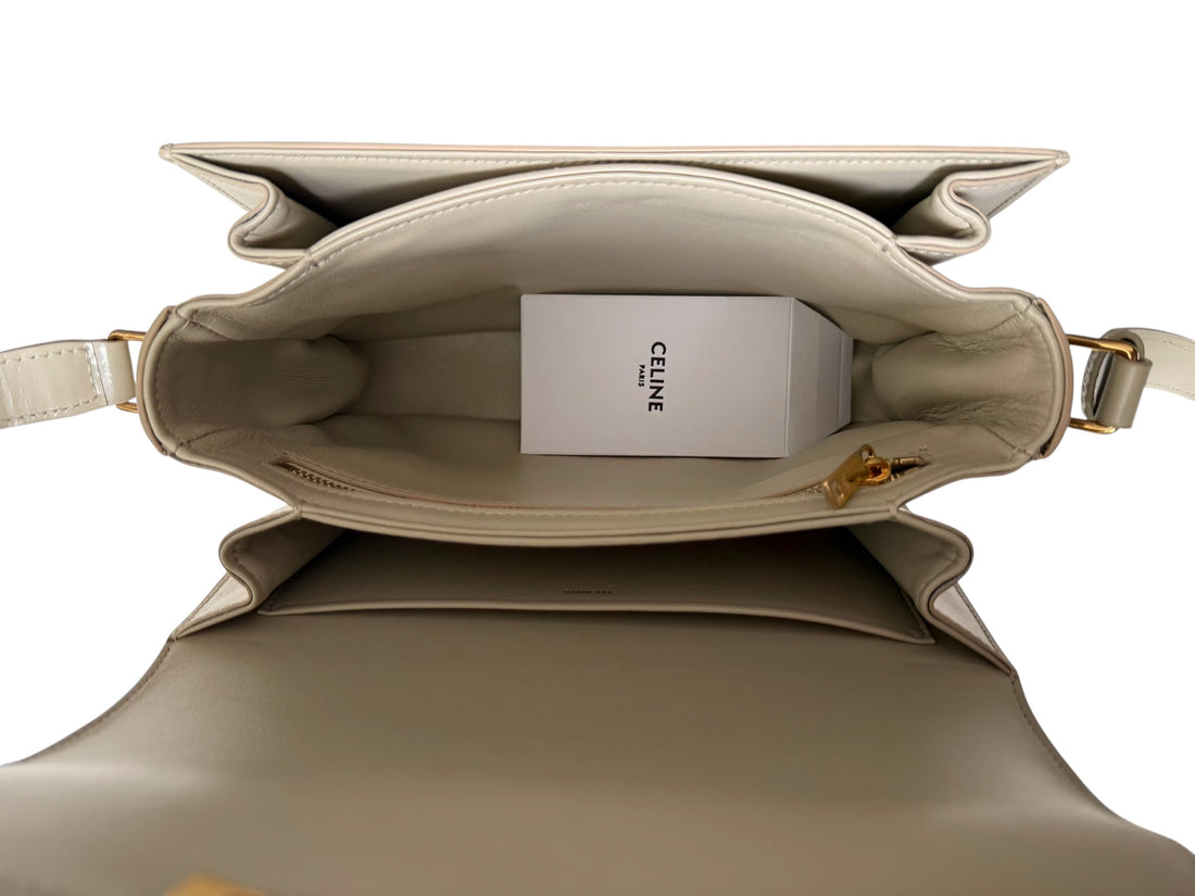 Celine klassische Triomphe Tasche aus glänzendem Kalbleder.