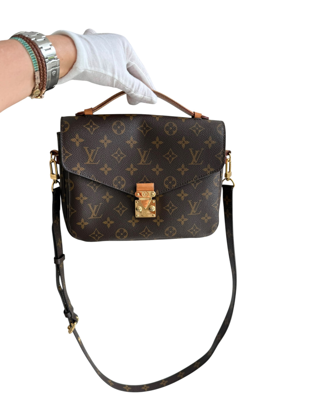 Louis Vuitton Metis Pochette Monogram Canvas.