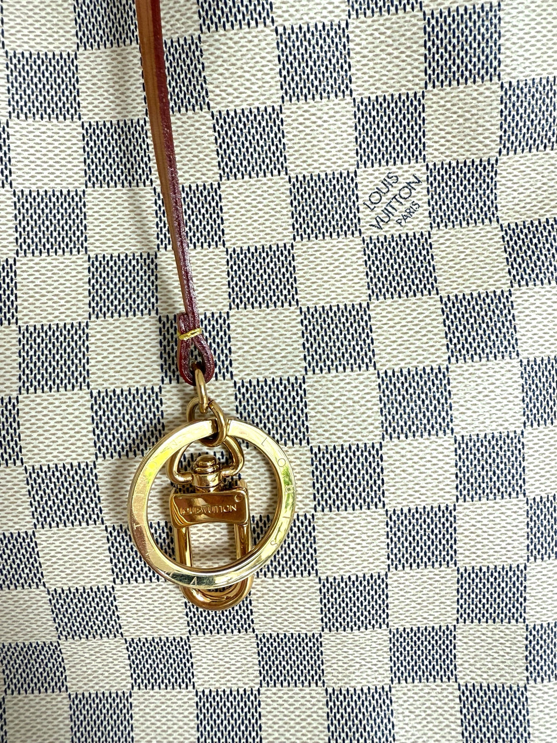 Louis Vuitton Artsy MM Damier Azur Canvas