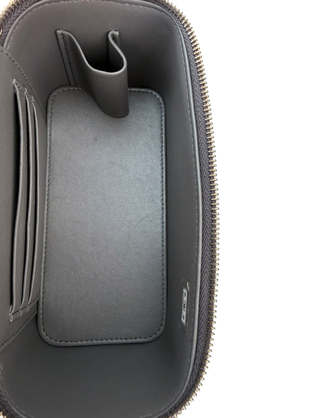 Chanel Vanity Case Top Handle aus grauem Lammleder