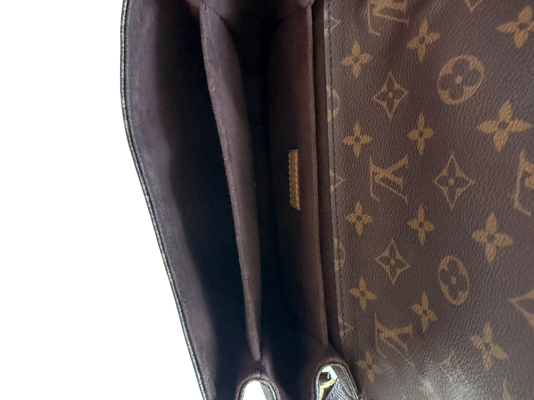 Louis Vuitton Metis Pochette Monogram Canvas.