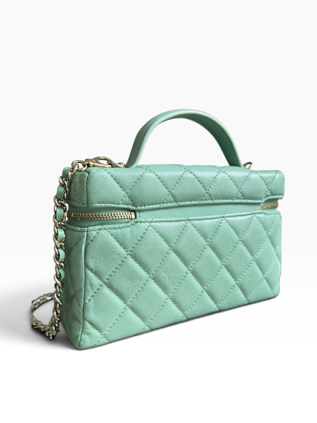 Chanel Top Handle Long Vanity Kaviarleder in der Farbe Mintgrün mit abnehmbarer Kette.