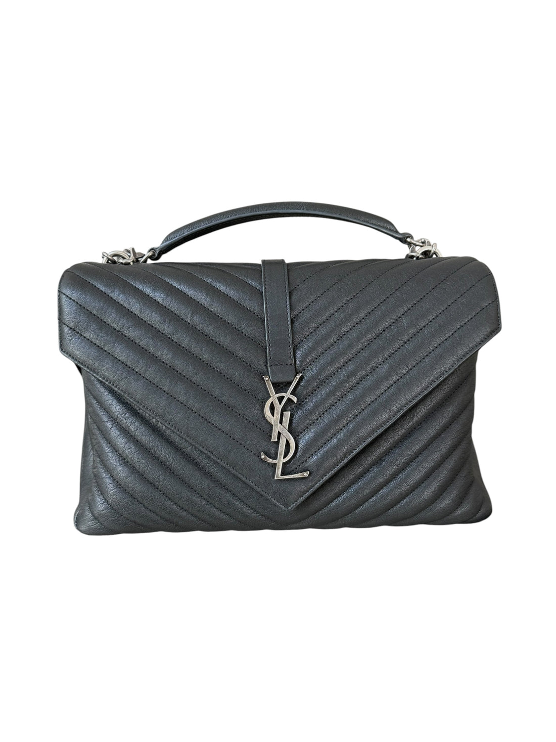 YSL Saint Laurent Collège Schultertasche Large aus gestepptem schwarzem genarbtem Leder mit silbernen Beschlägen