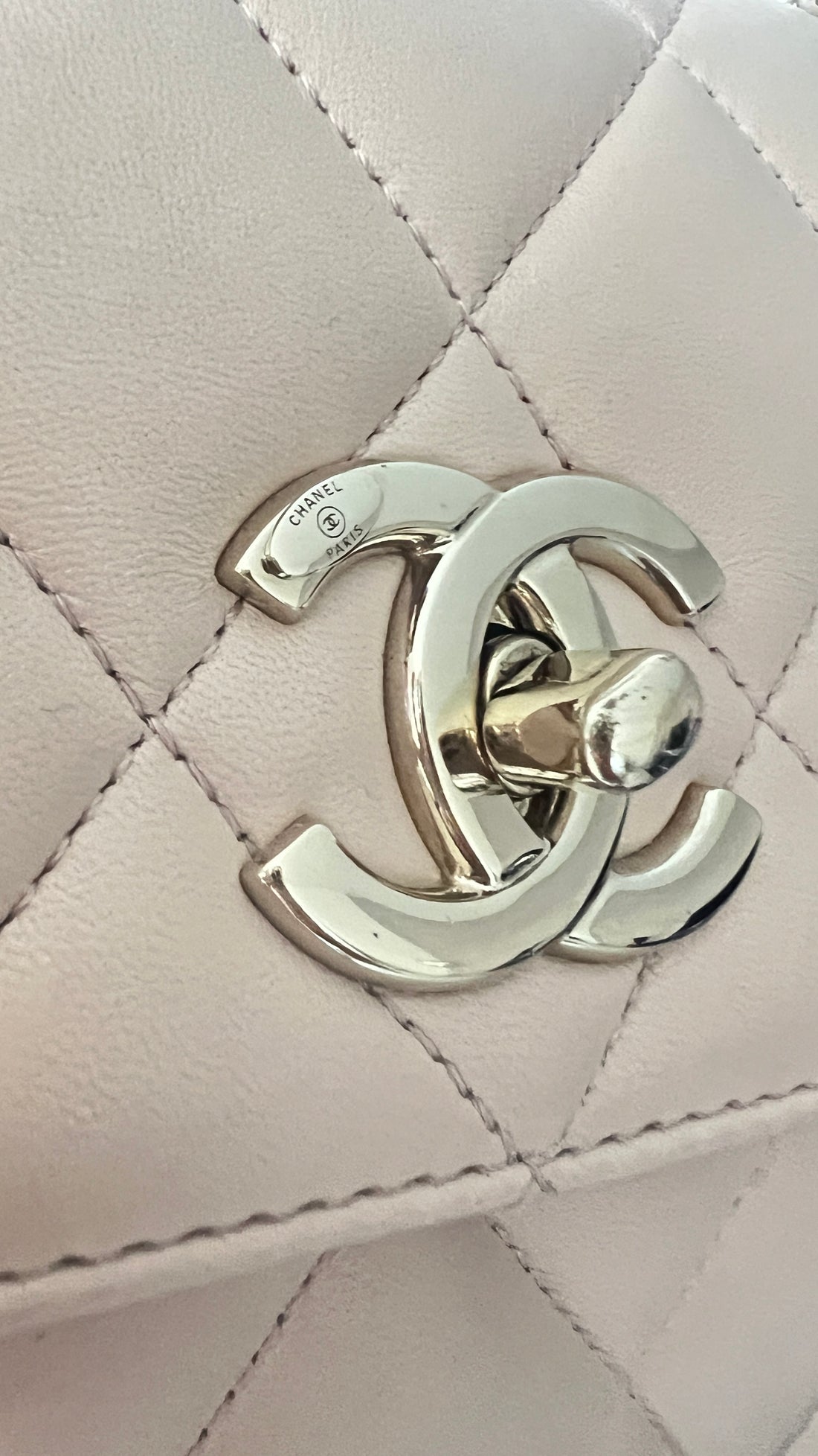 Chanel Trendy CC Handle Flap Bag in beige / nude