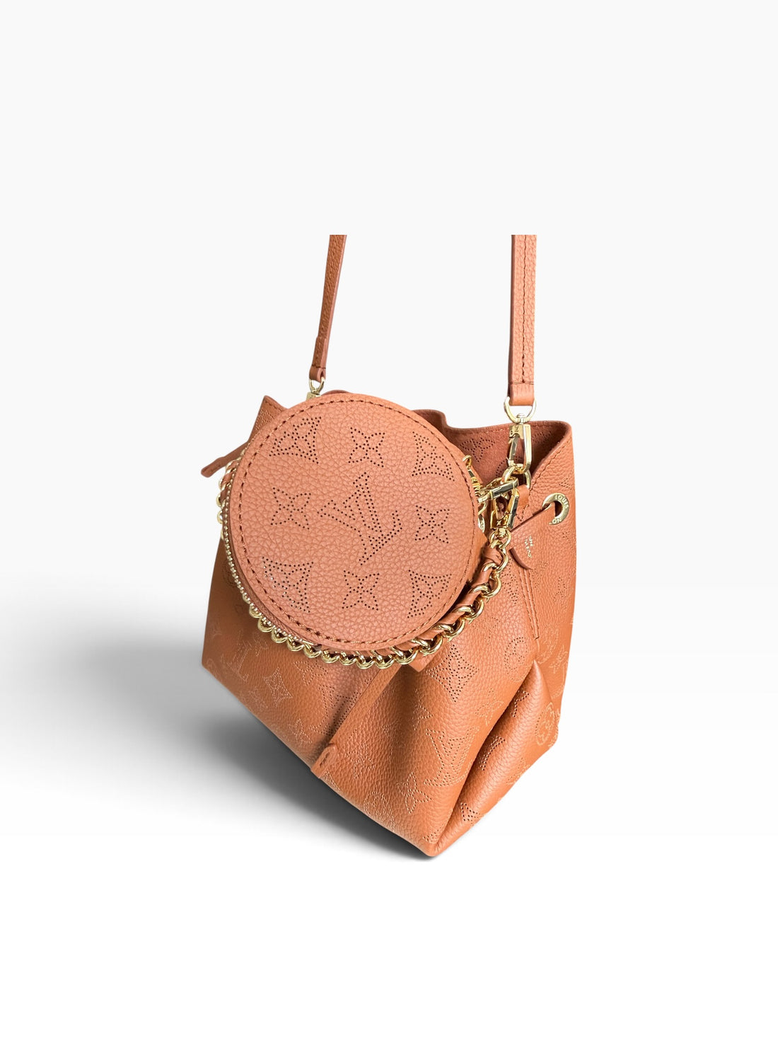 Louis Vuitton Bella Mahina cognac. Perforiertem Mahina Kalbsleder. Besatz aus Kalbsleder