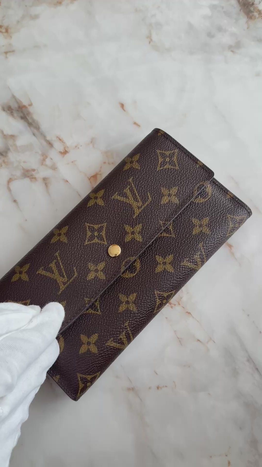 Louis Vuitton Portemonnaie International Monogram Canvas